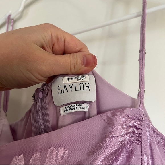 NWOT SAYLOR Gardenia Ruched Jacquard Midi Dress - Picture 3 of 6